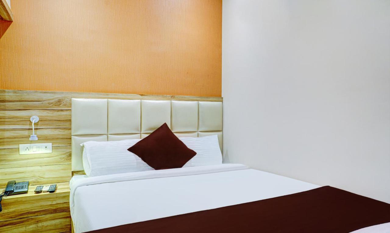 Hotel Sun City Near Saifee Hospital And Hn Reliance ムンバイ エクステリア 写真