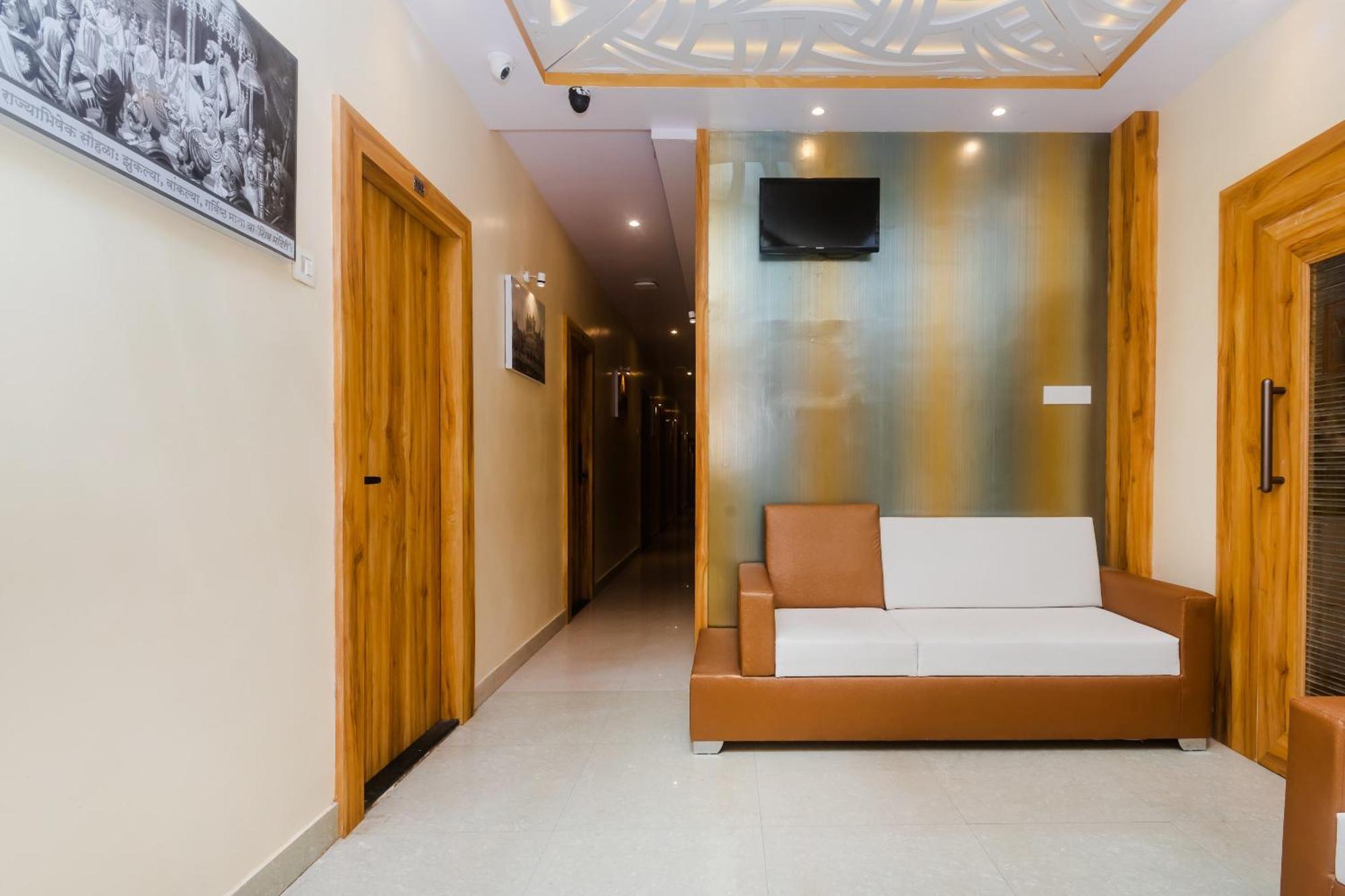 Hotel Sun City Near Saifee Hospital And Hn Reliance ムンバイ エクステリア 写真
