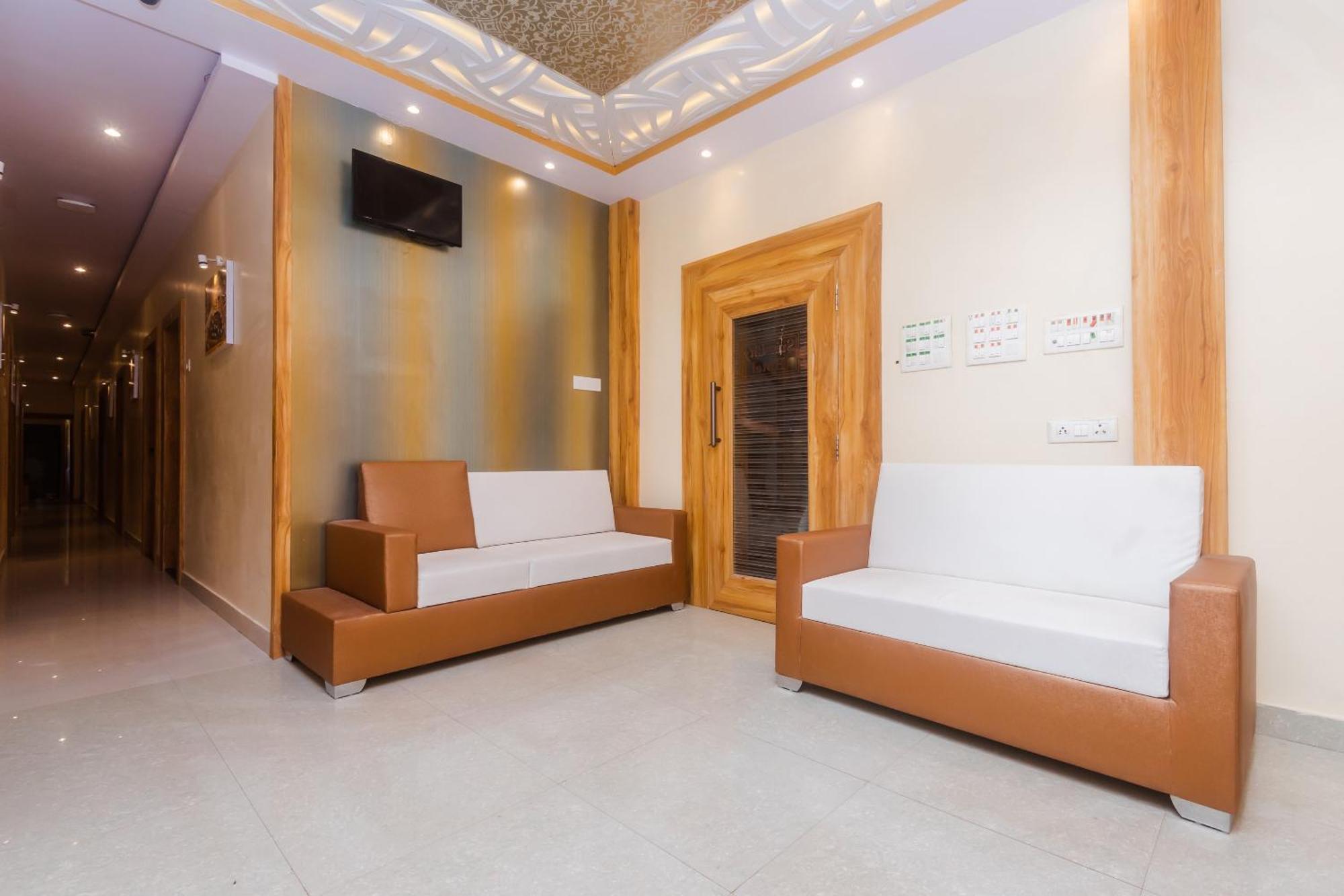 Hotel Sun City Near Saifee Hospital And Hn Reliance ムンバイ エクステリア 写真